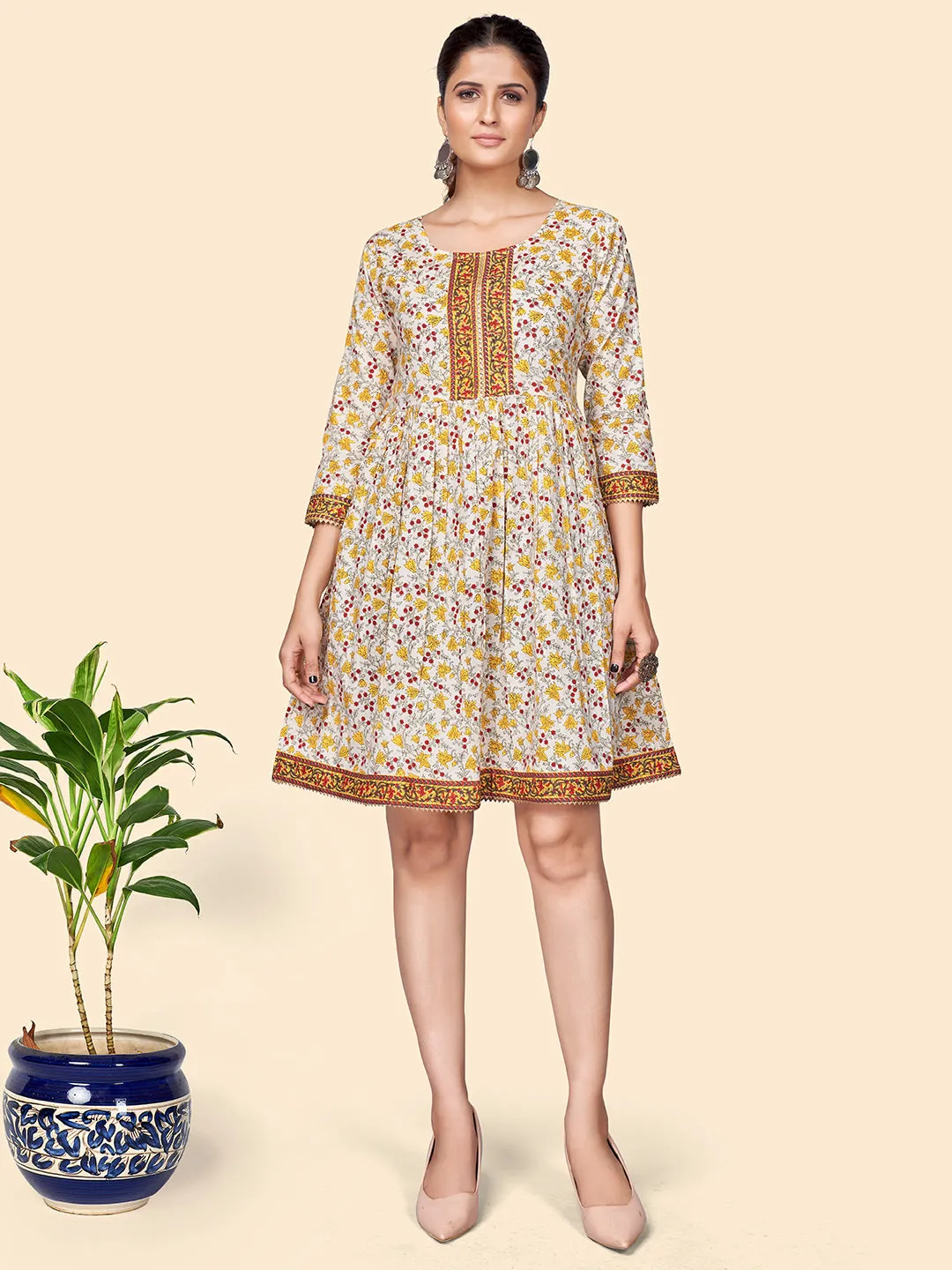 Women'S Floral Print Flared Cotton Yellow Stitched Dress