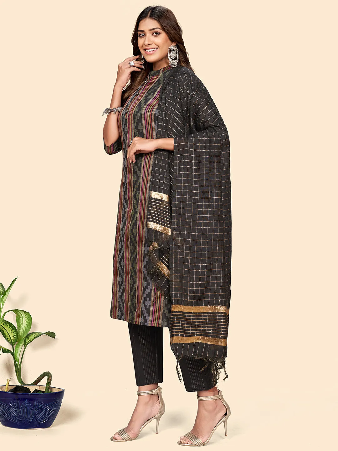 Women'S Print & Striped Straight Cotton Black Stitched Kurta Pant With Dupatta