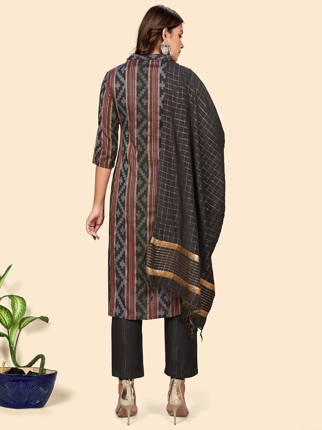 Women'S Print & Striped Straight Cotton Black Stitched Kurta Pant With Dupatta