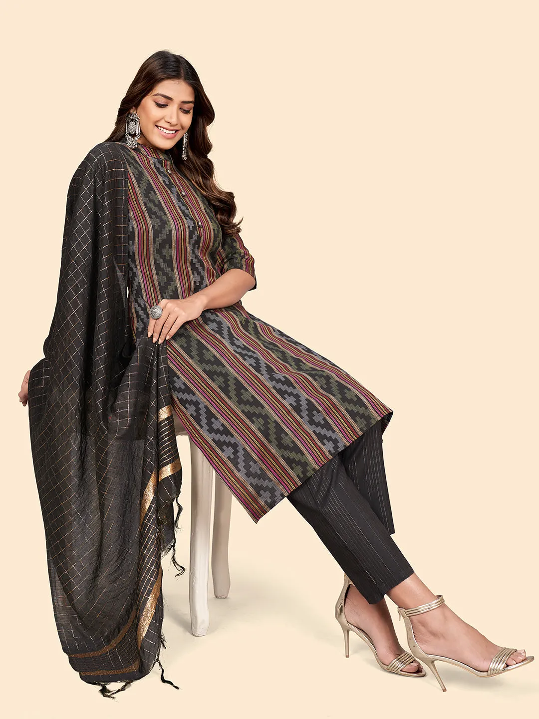 Women'S Print & Striped Straight Cotton Black Stitched Kurta Pant With Dupatta